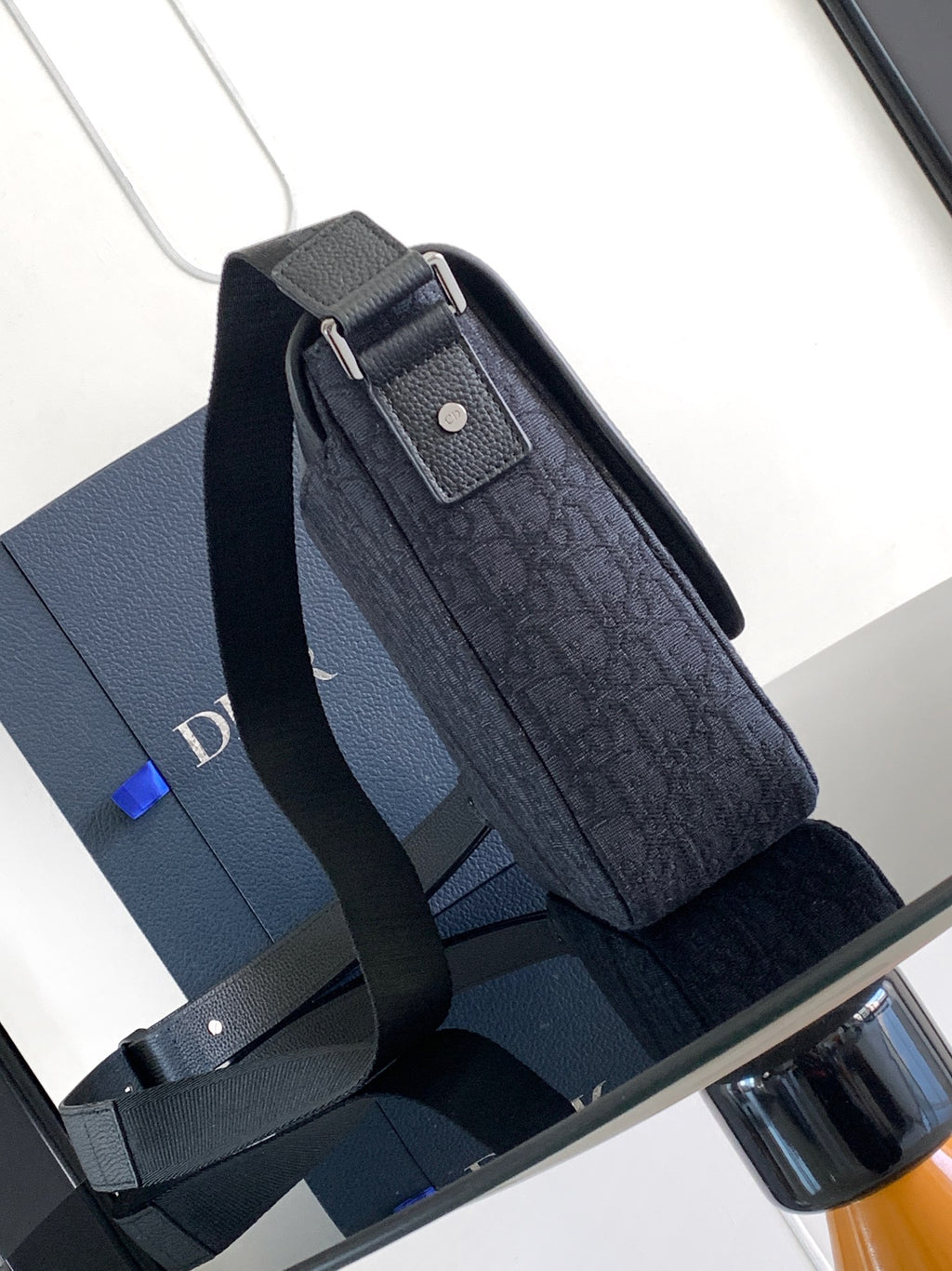 Велика сумка-месенджер Dior Saddle з натуральної шкіри — фото 2