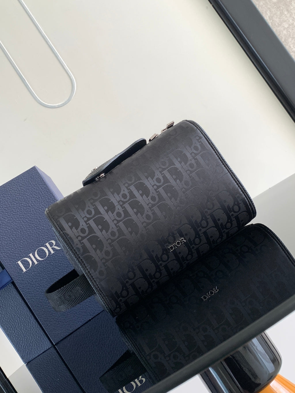 Дорожня сумка Dior Lingot з натуральної шкіри — фото 1