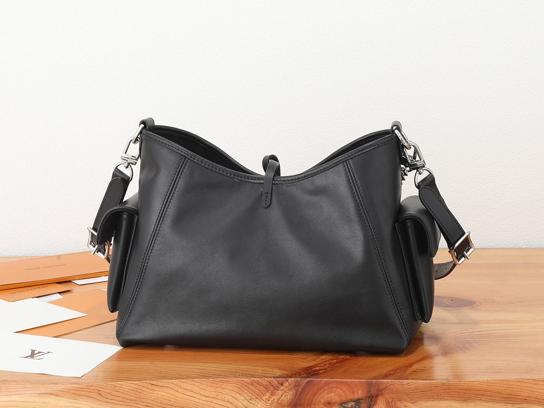 Жіноча сумка Louis Vuitton CarryAll