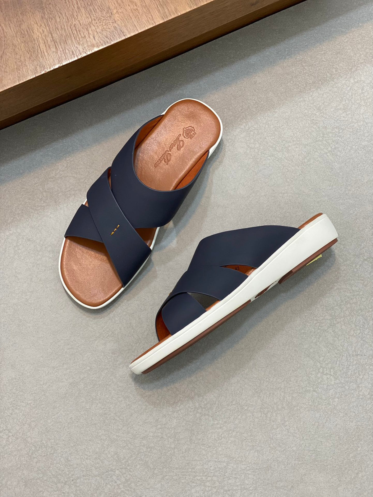 Шкіряні шльопанці Loro Piana