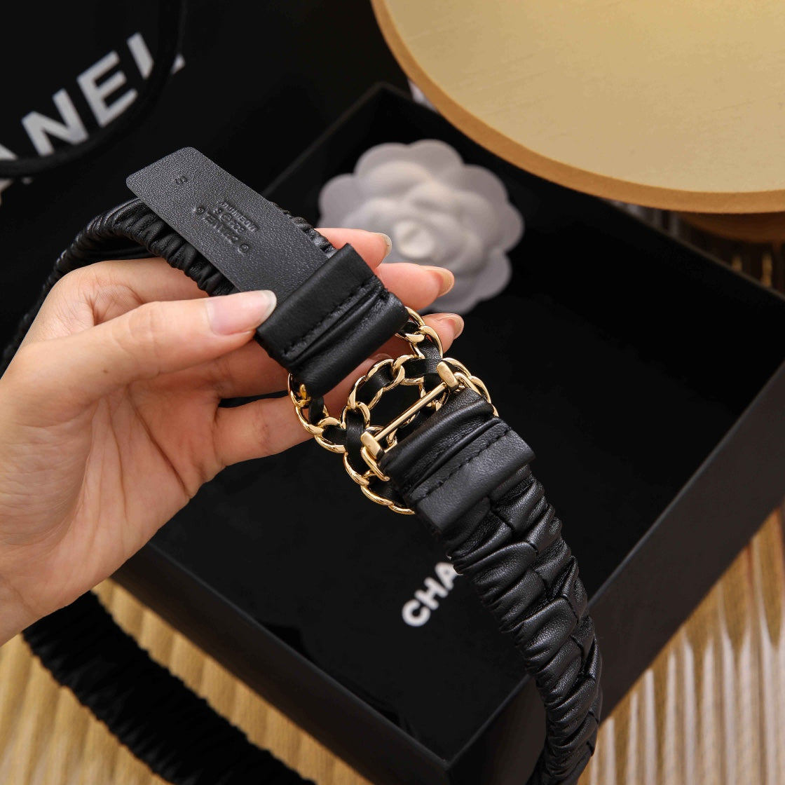 Ремінь Chanel з натуральної телячої шкіри