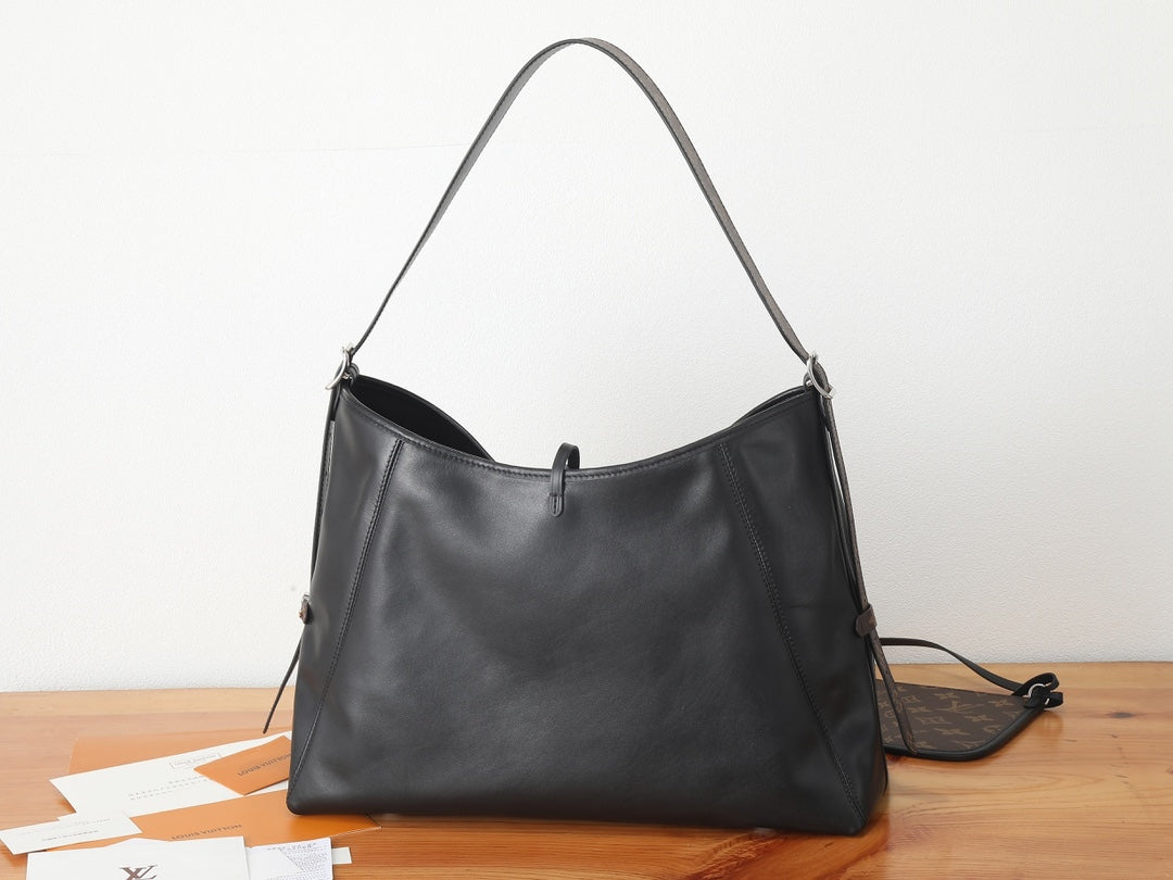 Жіноча сумка Louis Vuitton CarryAll