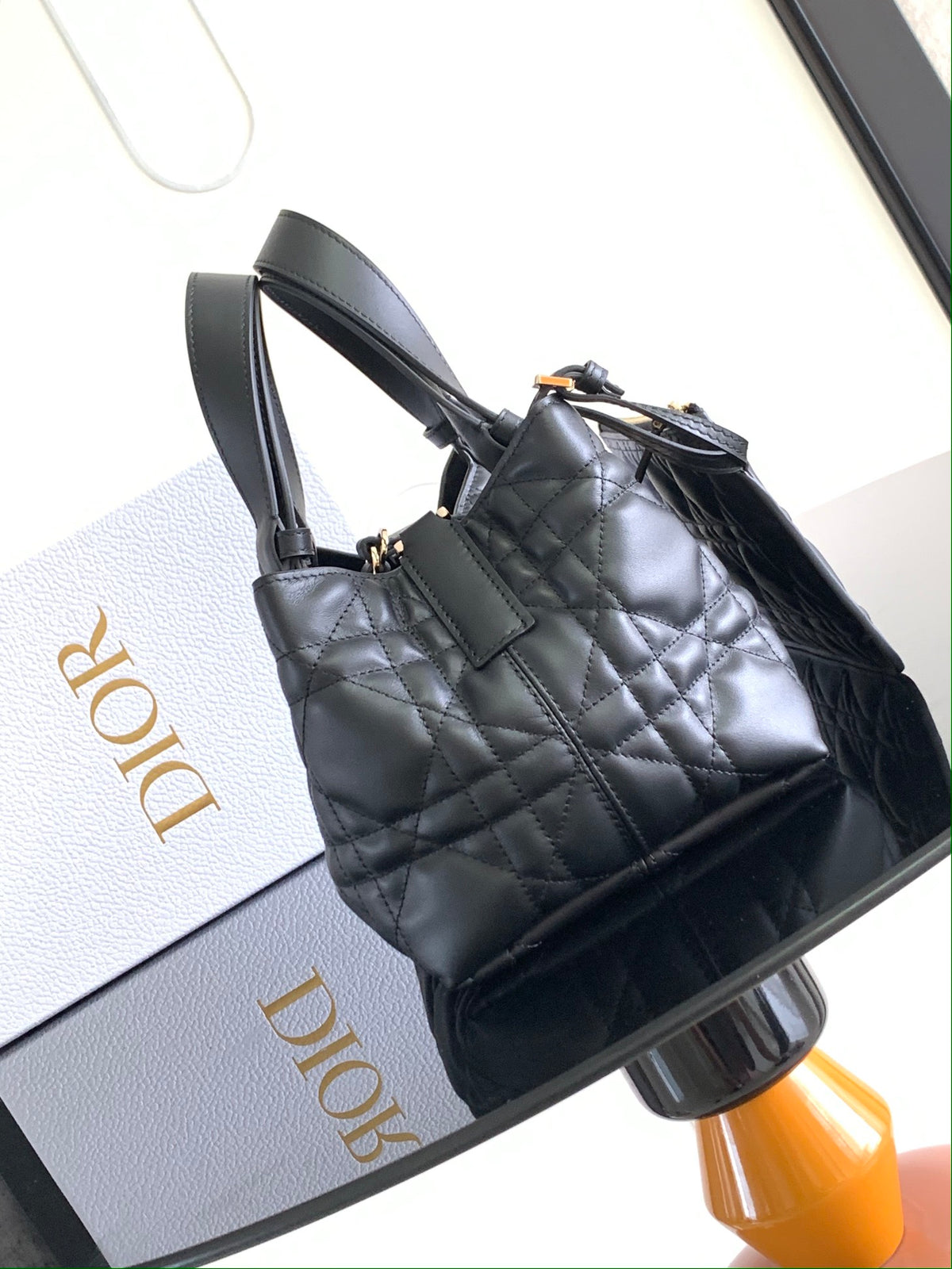 Сумка з ручками Dior Toujours з натуральної шкіри, чорна — фото 2