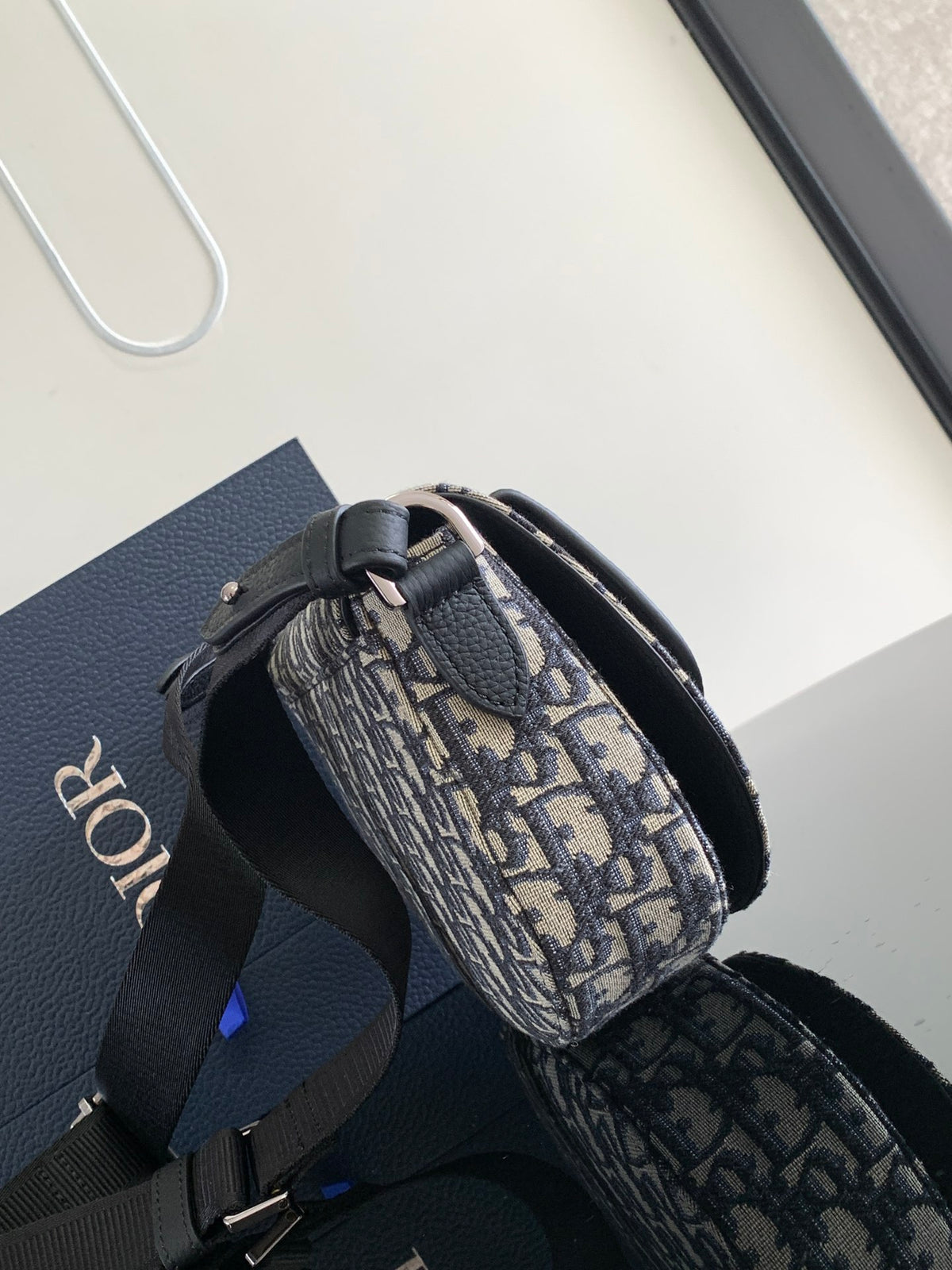 Сумка-месенджер Dior Saddle з текстилю й натуральної шкіри, чорно-бежева — фото 2