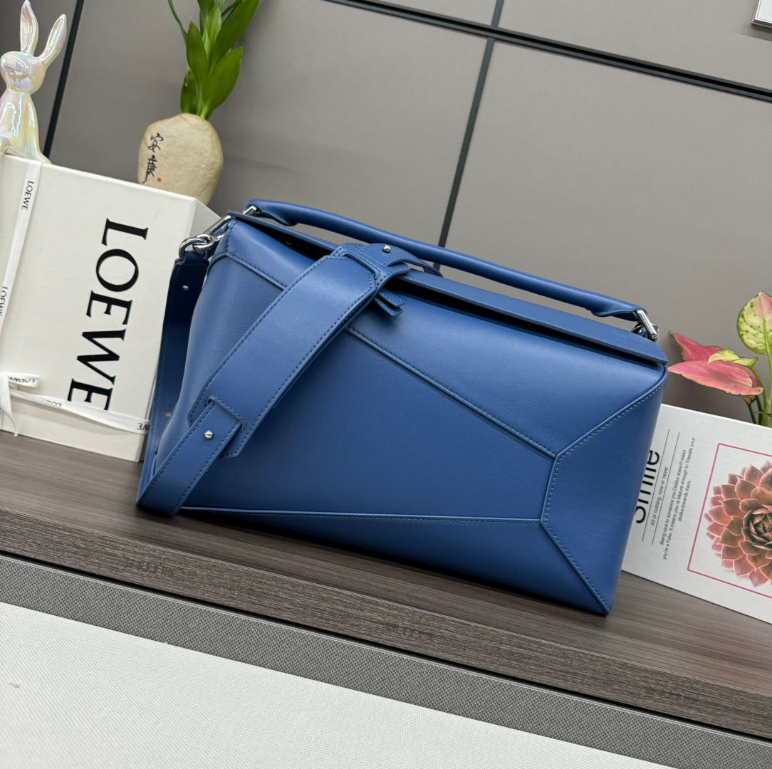 Жіноча сумка Loewe Puzzle Anagram 062433