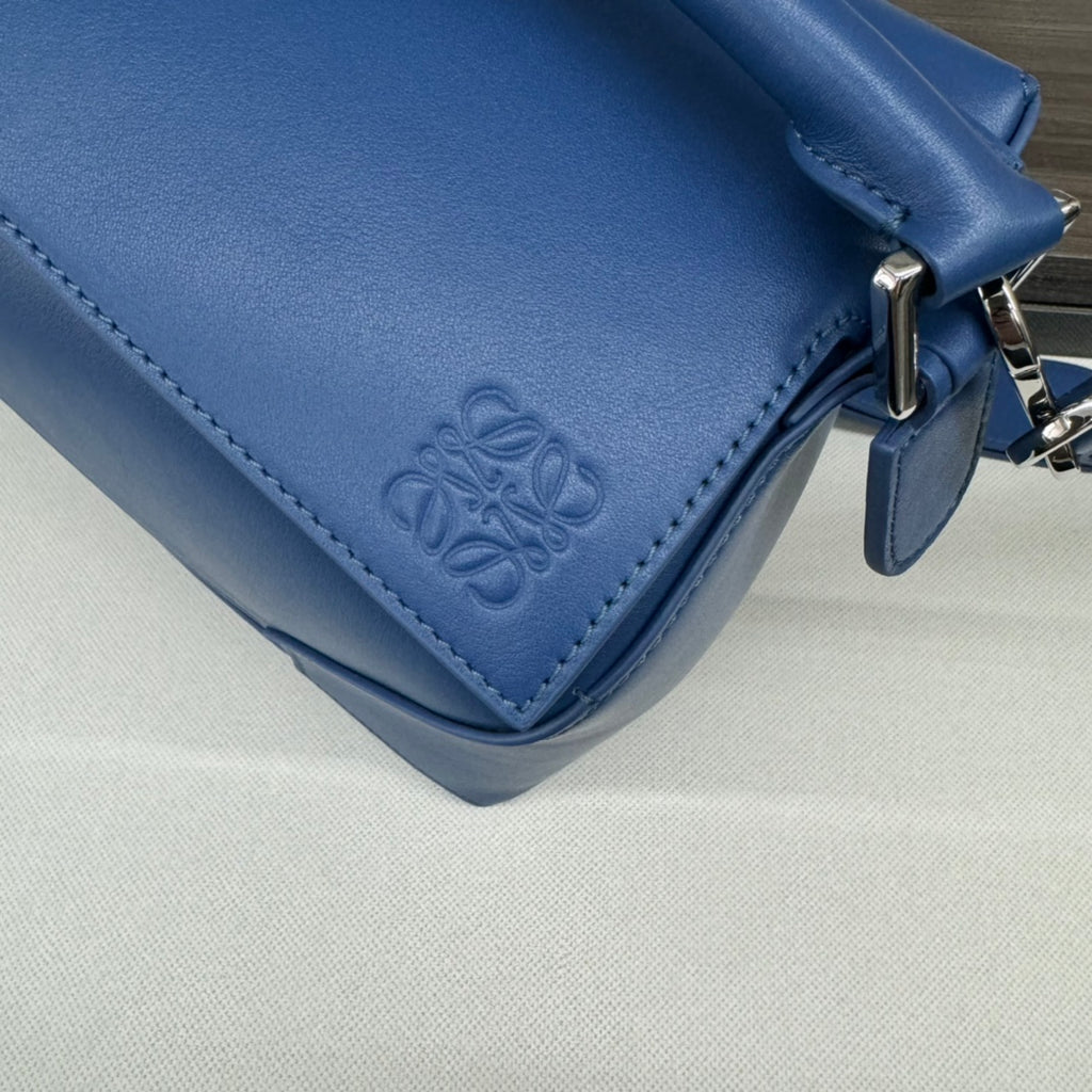 Жіноча сумка Loewe Puzzle Anagram 062433