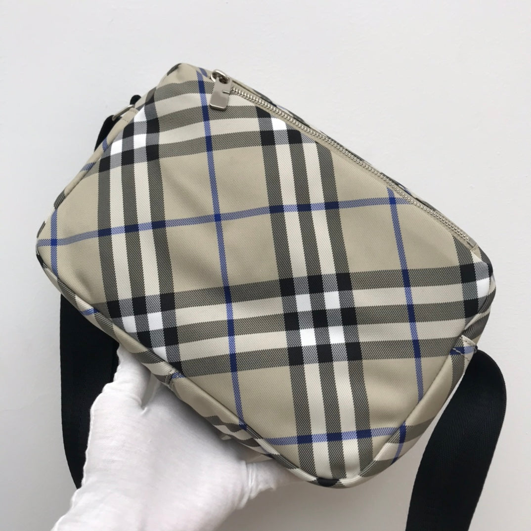 Сумка через плече Burberry — фото 4