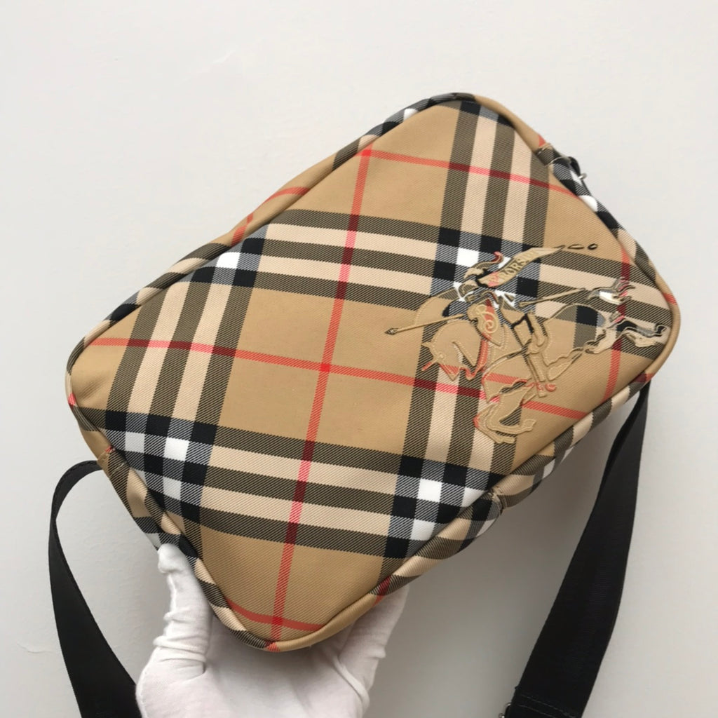 Сумка через плече Burberry — фото 2