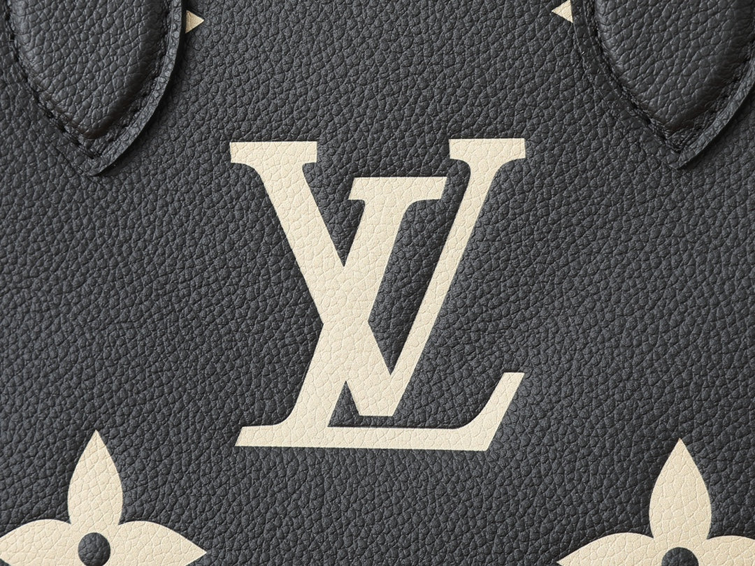 Жіноча сумка-шопер Louis Vuitton OnTheGo