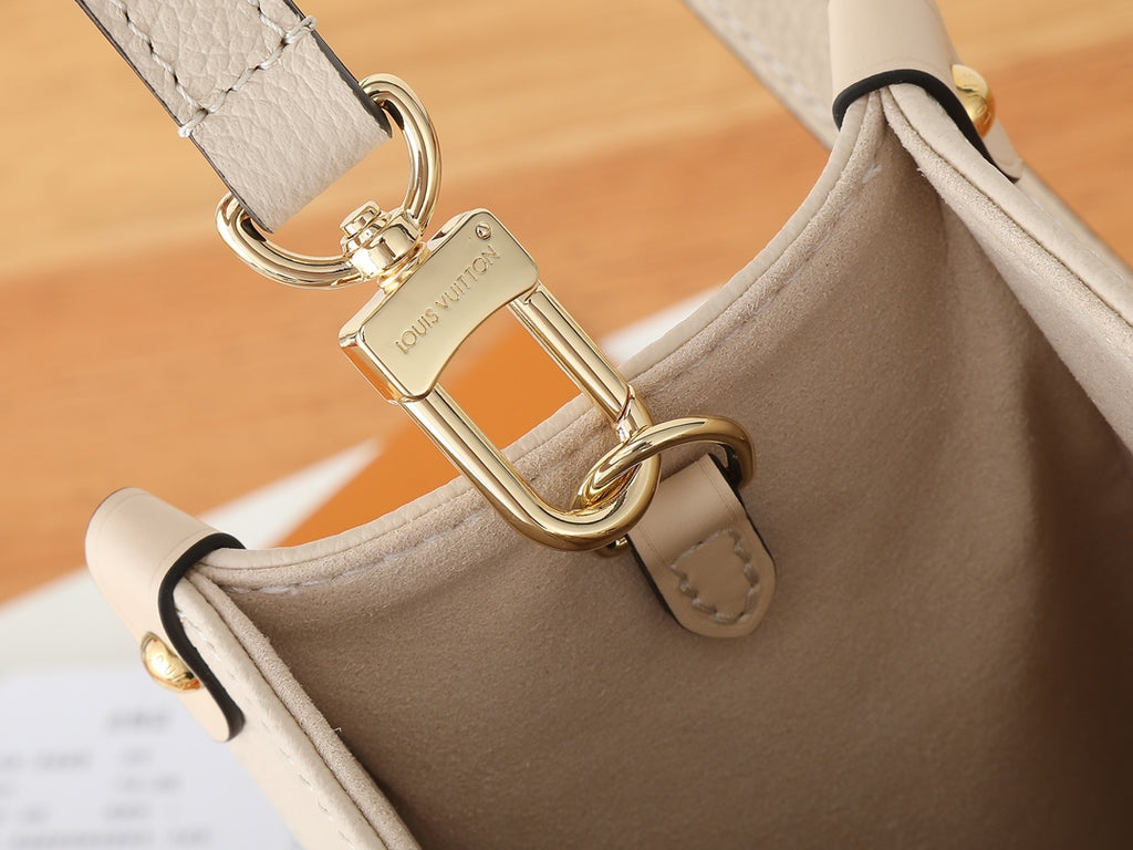 Жіноча сумка Louis Vuitton OnTheGo