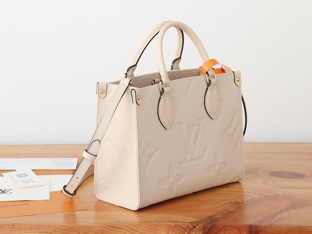 Жіноча сумка Louis Vuitton OnTheGo