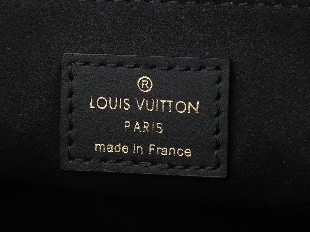 Жіноча сумка-шопер Louis Vuitton OnTheGo