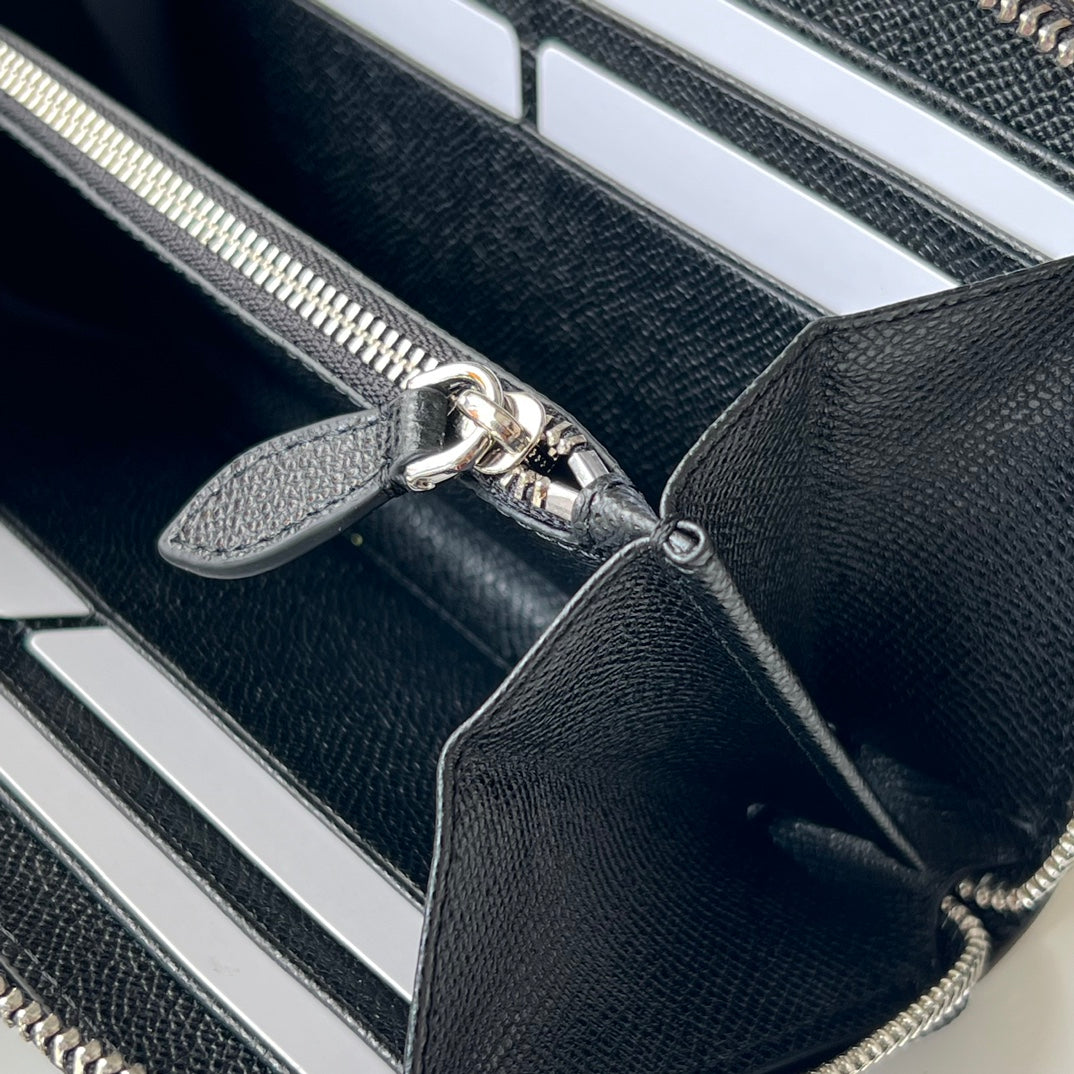 Гаманець Burberry із зернистої натуральної шкіри — фото 7