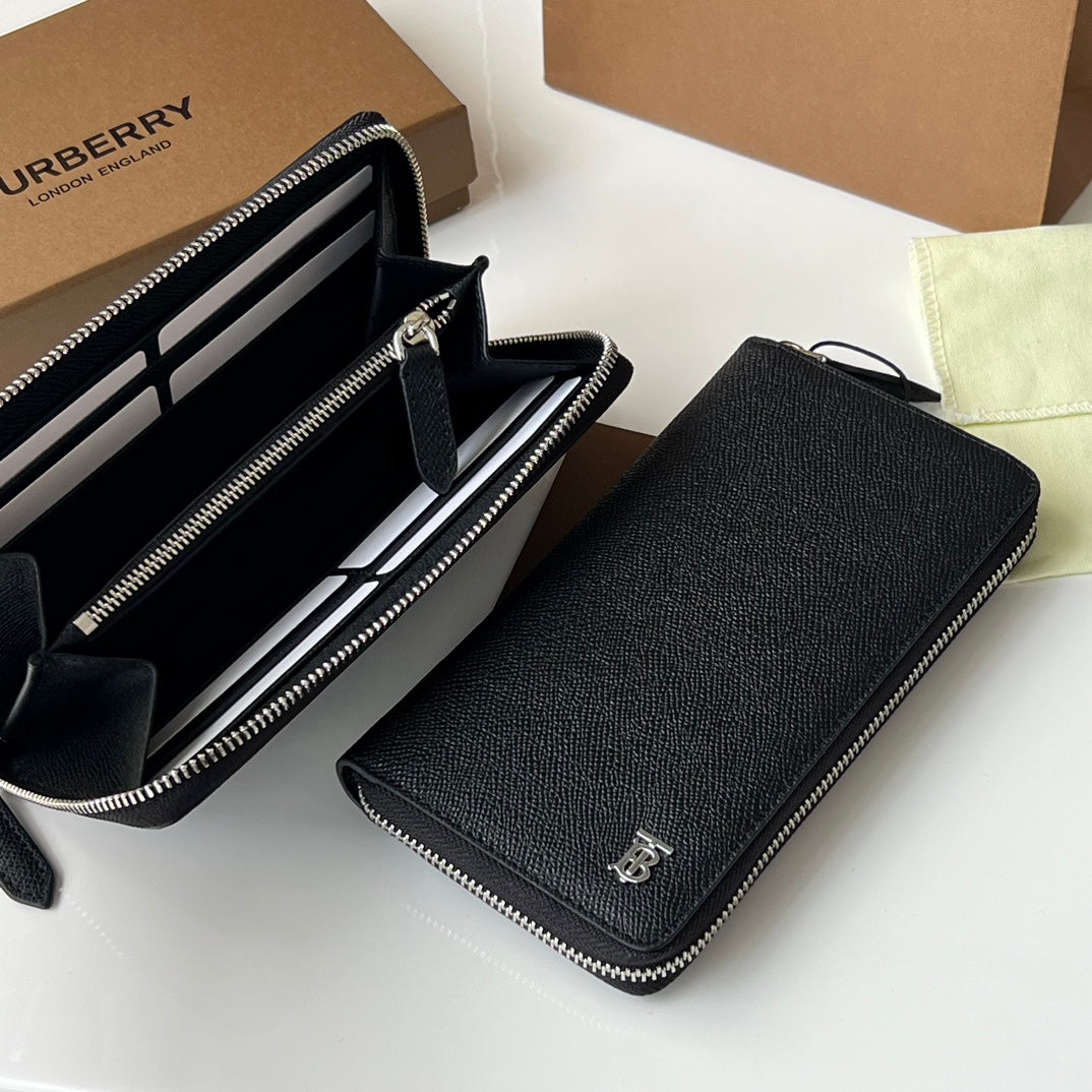 Гаманець Burberry із зернистої натуральної шкіри — фото 9