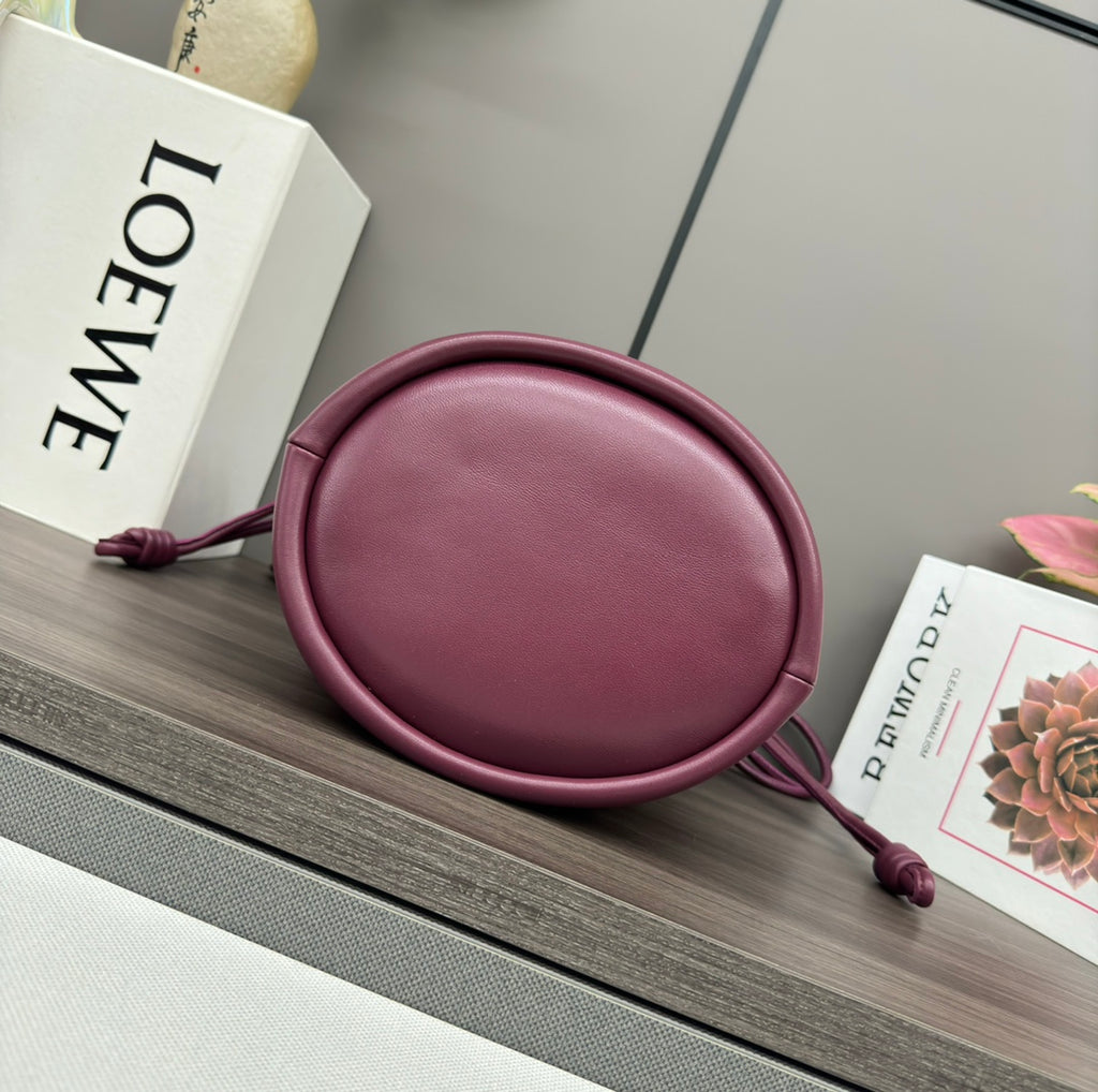 Жіноча сумка-відро Loewe Flamenco Anagram Montresor 012406