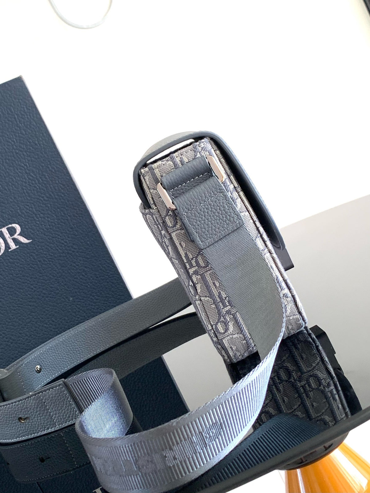 Мала сумка-месенджер Dior Saddle з натуральної шкіри — фото 2