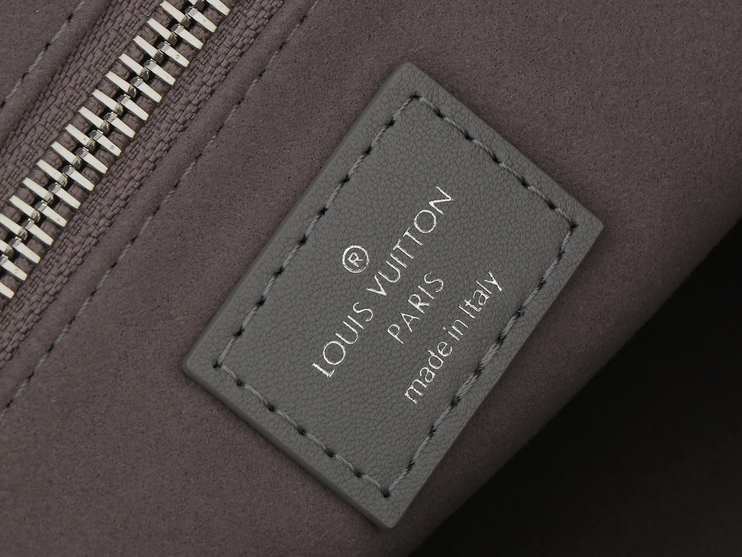 Жіноча сумка Louis Vuitton CarryAll