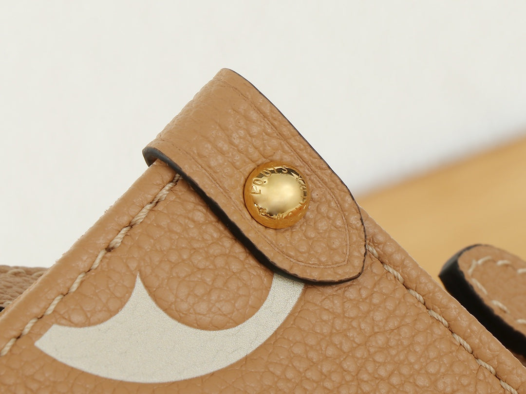 Жіноча сумка Louis Vuitton OnTheGo