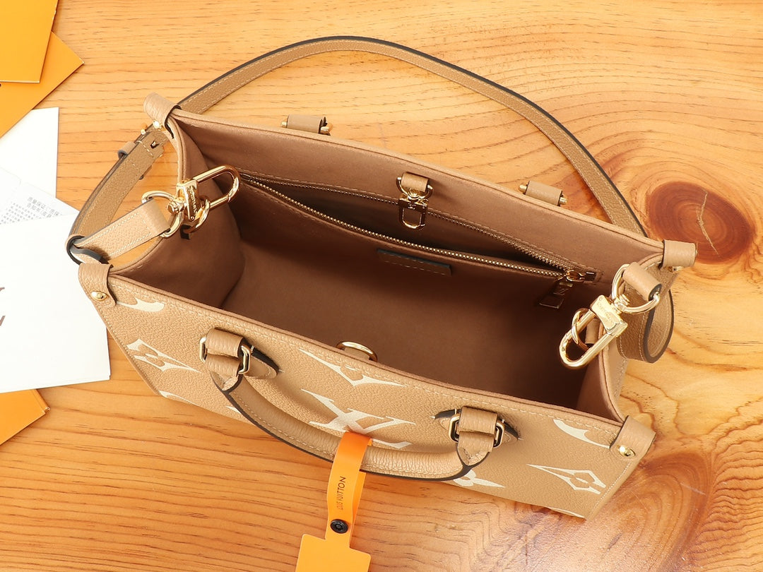 Жіноча сумка Louis Vuitton OnTheGo