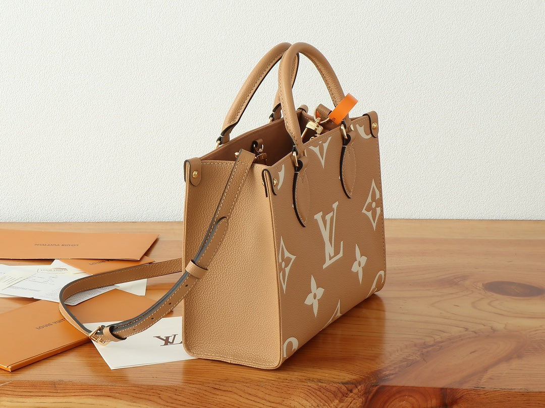 Жіноча сумка Louis Vuitton OnTheGo