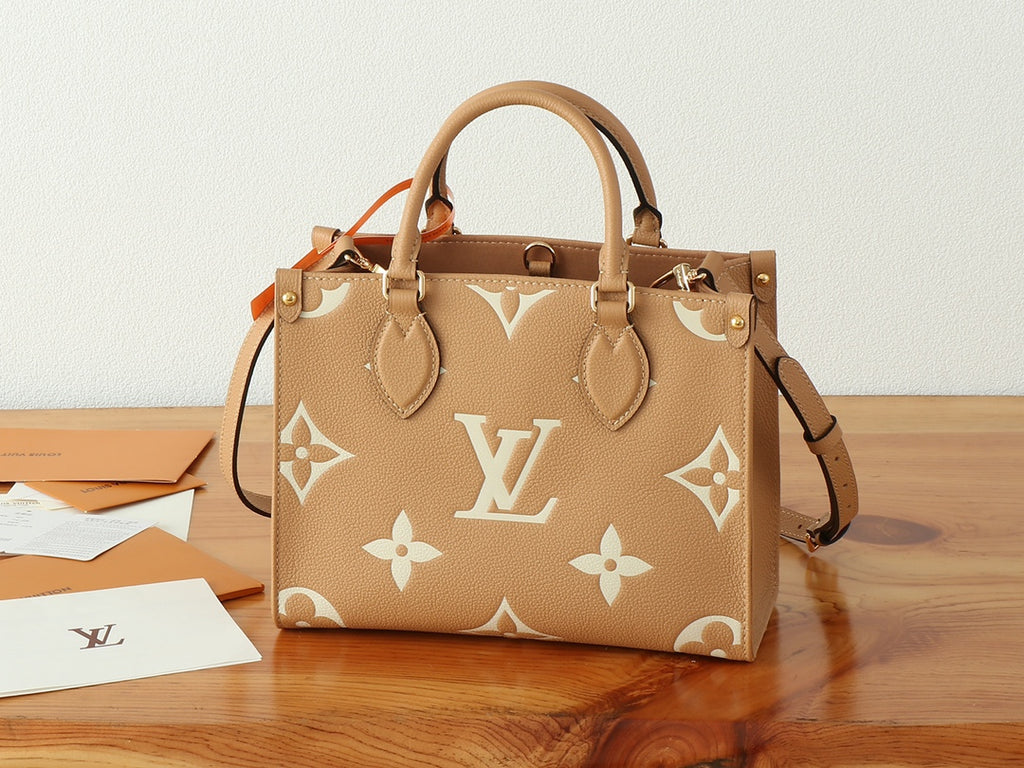 Жіноча сумка Louis Vuitton OnTheGo