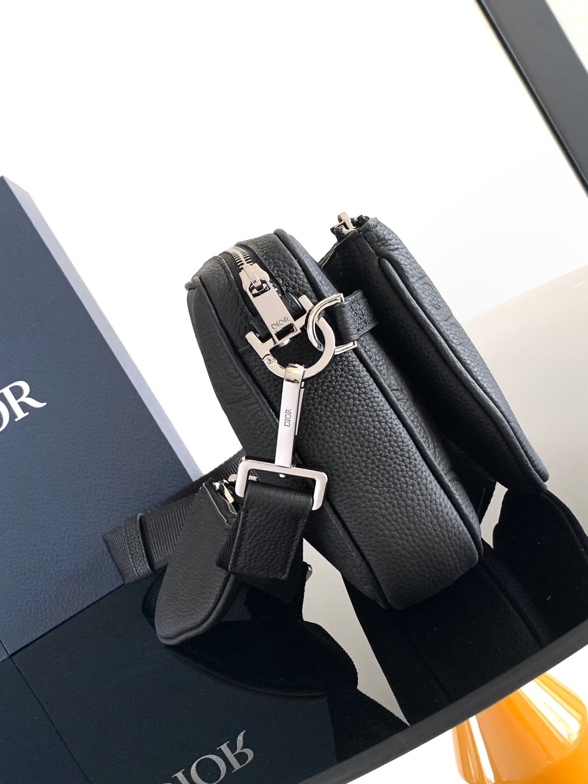 Сумка-трансформер Dior Saddle із тисненої натуральної шкіри — фото 2