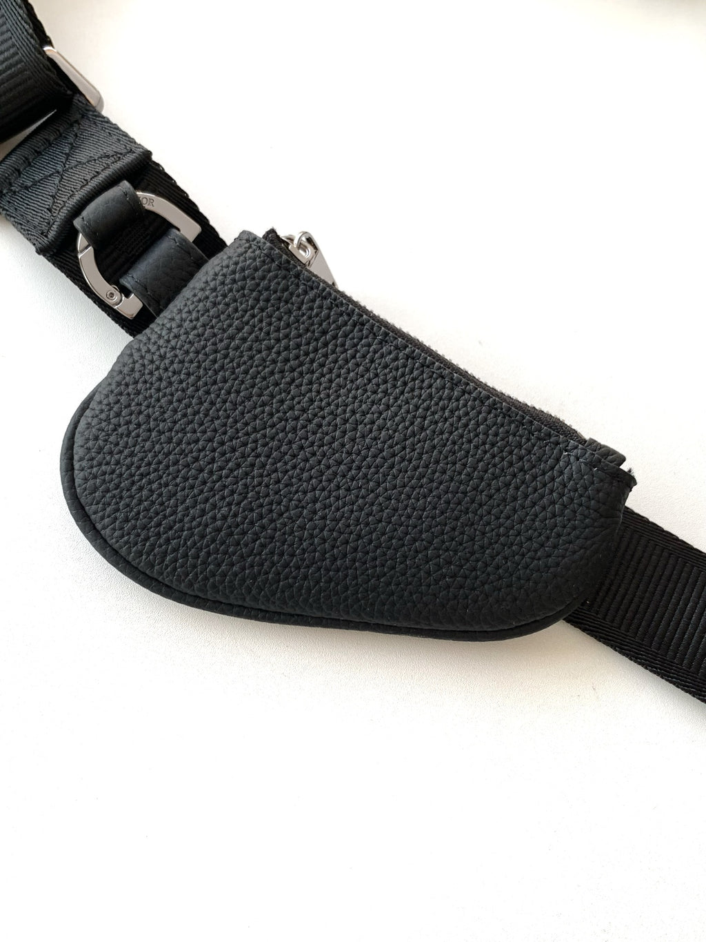 Сумка-трансформер Dior Saddle із тисненої натуральної шкіри — фото 5