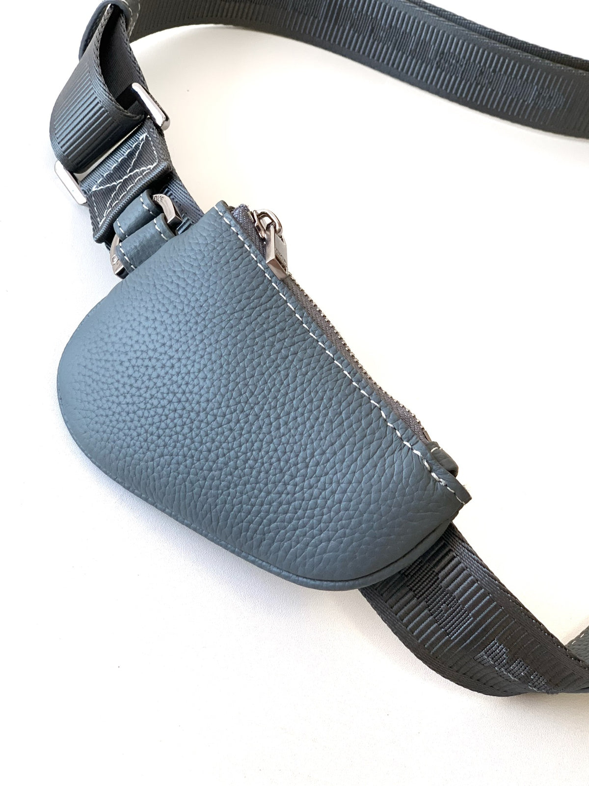 Сумка-трансформер Dior Saddle із тисненої натуральної шкіри — фото 5