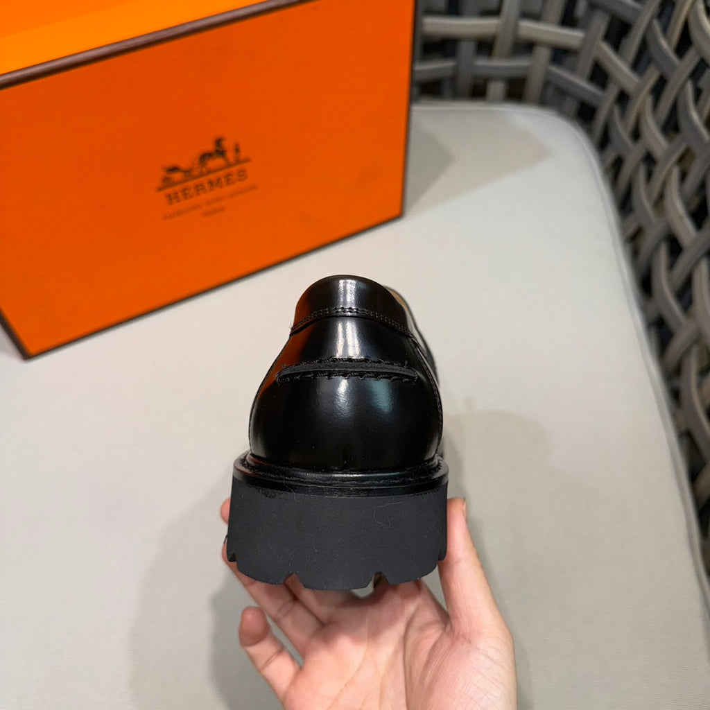 Чоловічі шкіряні туфлі Hermès золотисті