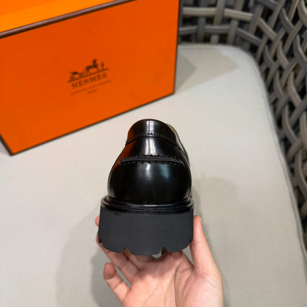 Чоловічі шкіряні туфлі Hermès золотисті