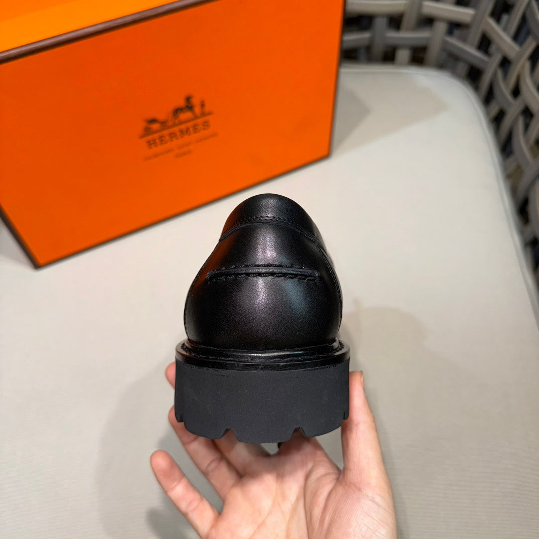 Чоловічі шкіряні туфлі Hermès золотисті