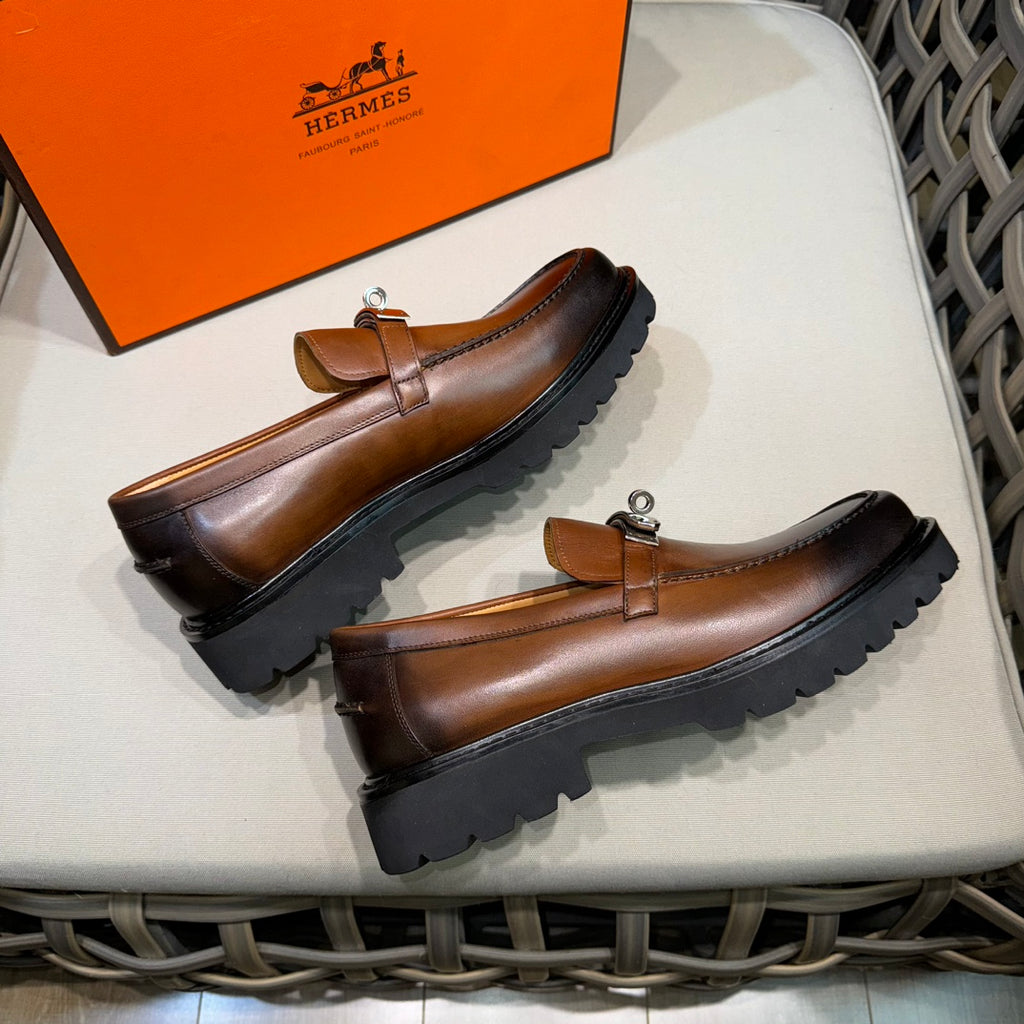 Чоловічі шкіряні туфлі Hermès золотисті
