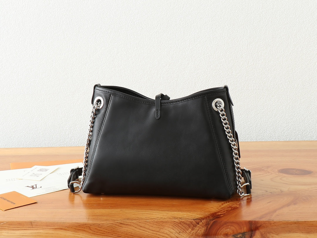 Жіноча сумка Louis Vuitton CarryAll