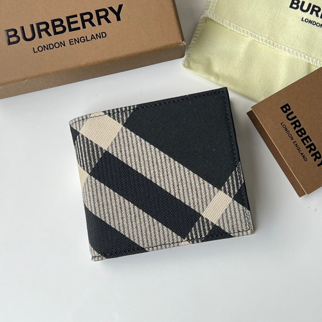 Гаманець Burberry з текстилю — фото 1