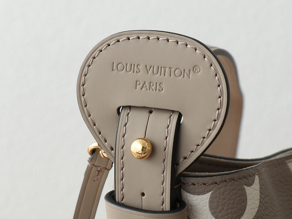 Жіноча сумка-відро Louis Vuitton Montresor