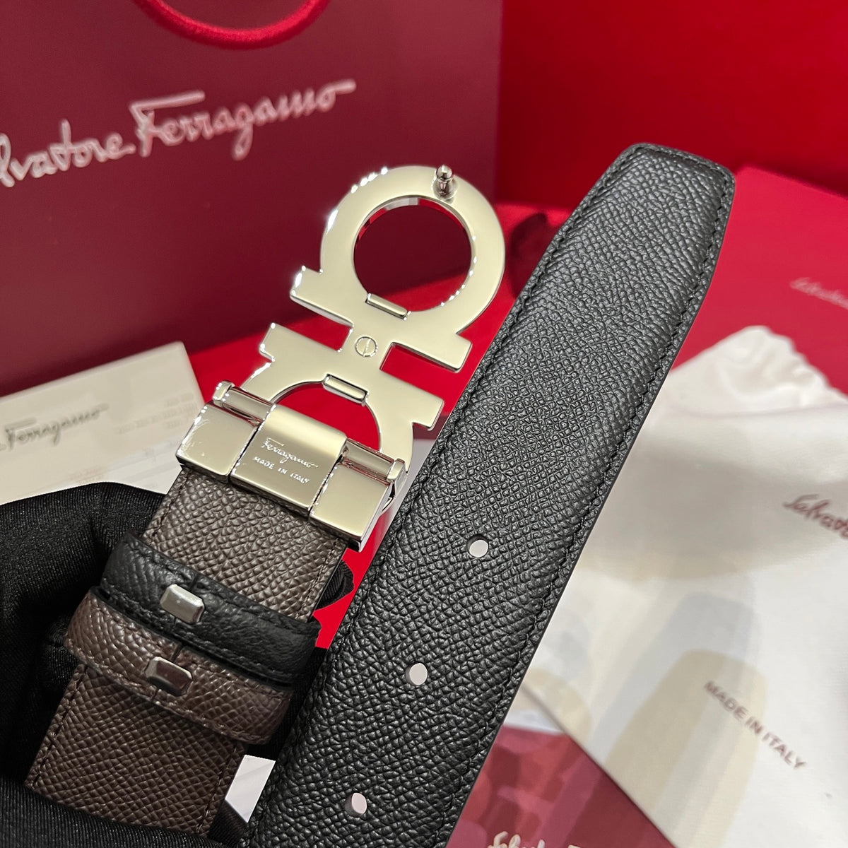 Ремінь Salvatore Ferragamo з натуральної телячої шкіри