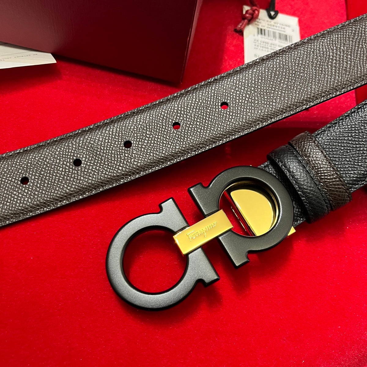 Ремінь Salvatore Ferragamo з натуральної телячої шкіри