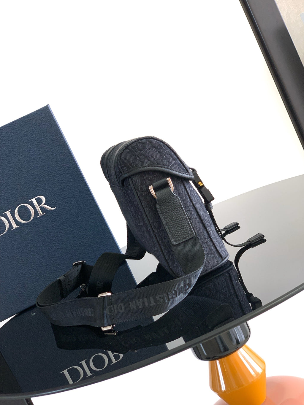Сумка-месенджер Dior Hit The Road з текстилю й натуральної шкіри, чорна — фото 2