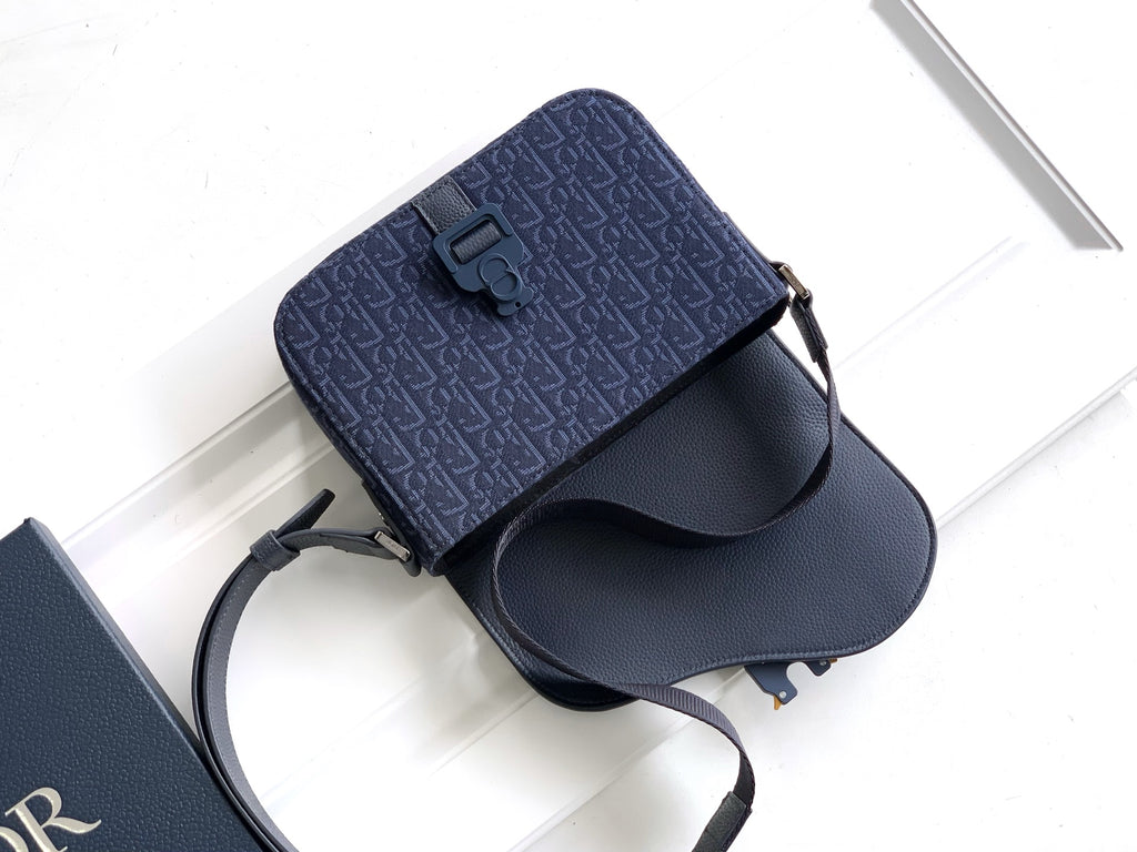 Мала сумка-месенджер Dior Saddle з натуральної шкіри — фото 5