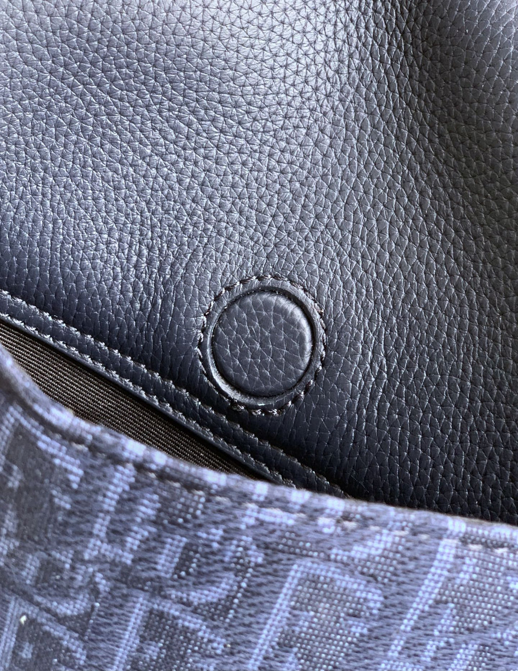 Мала сумка-месенджер Dior Saddle з натуральної шкіри — фото 8