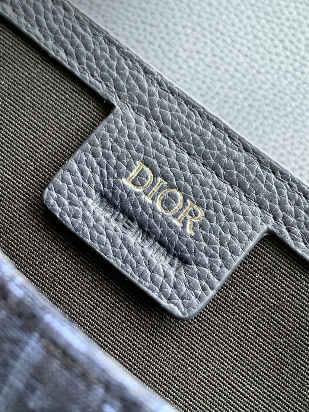 Мала сумка-месенджер Dior Saddle з натуральної шкіри — фото 9