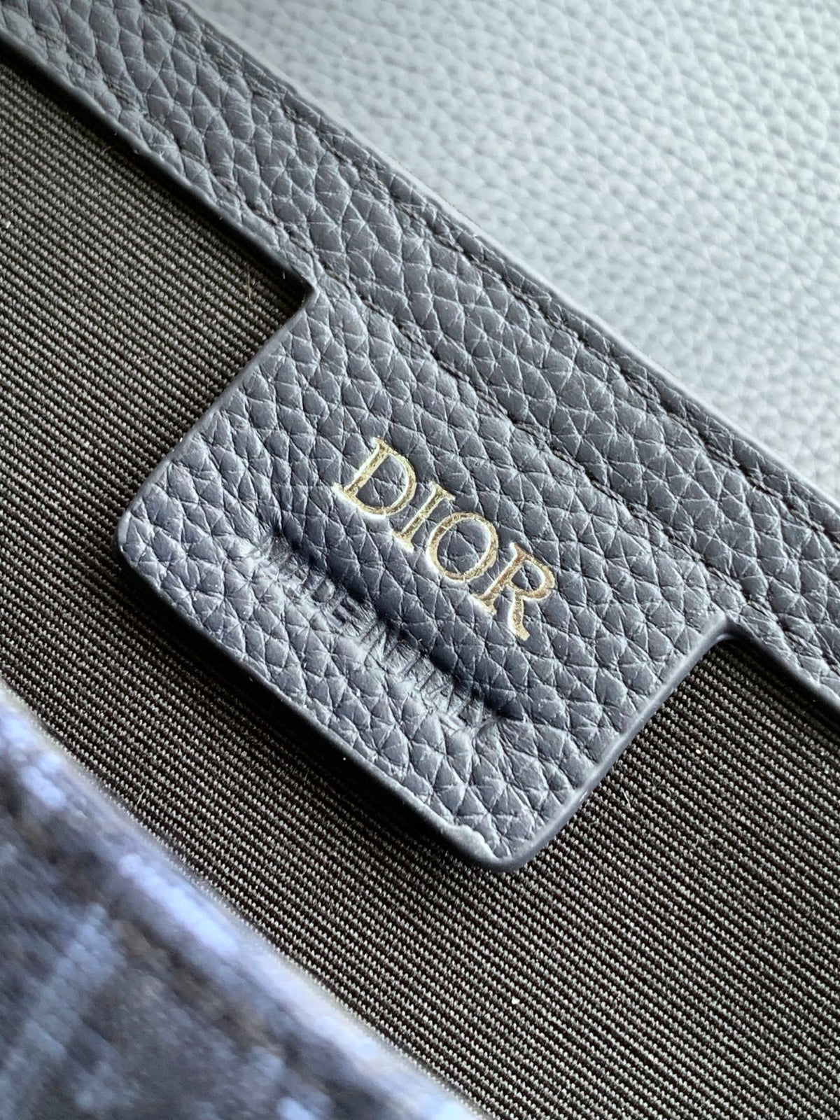 Мала сумка-месенджер Dior Saddle з натуральної шкіри — фото 9