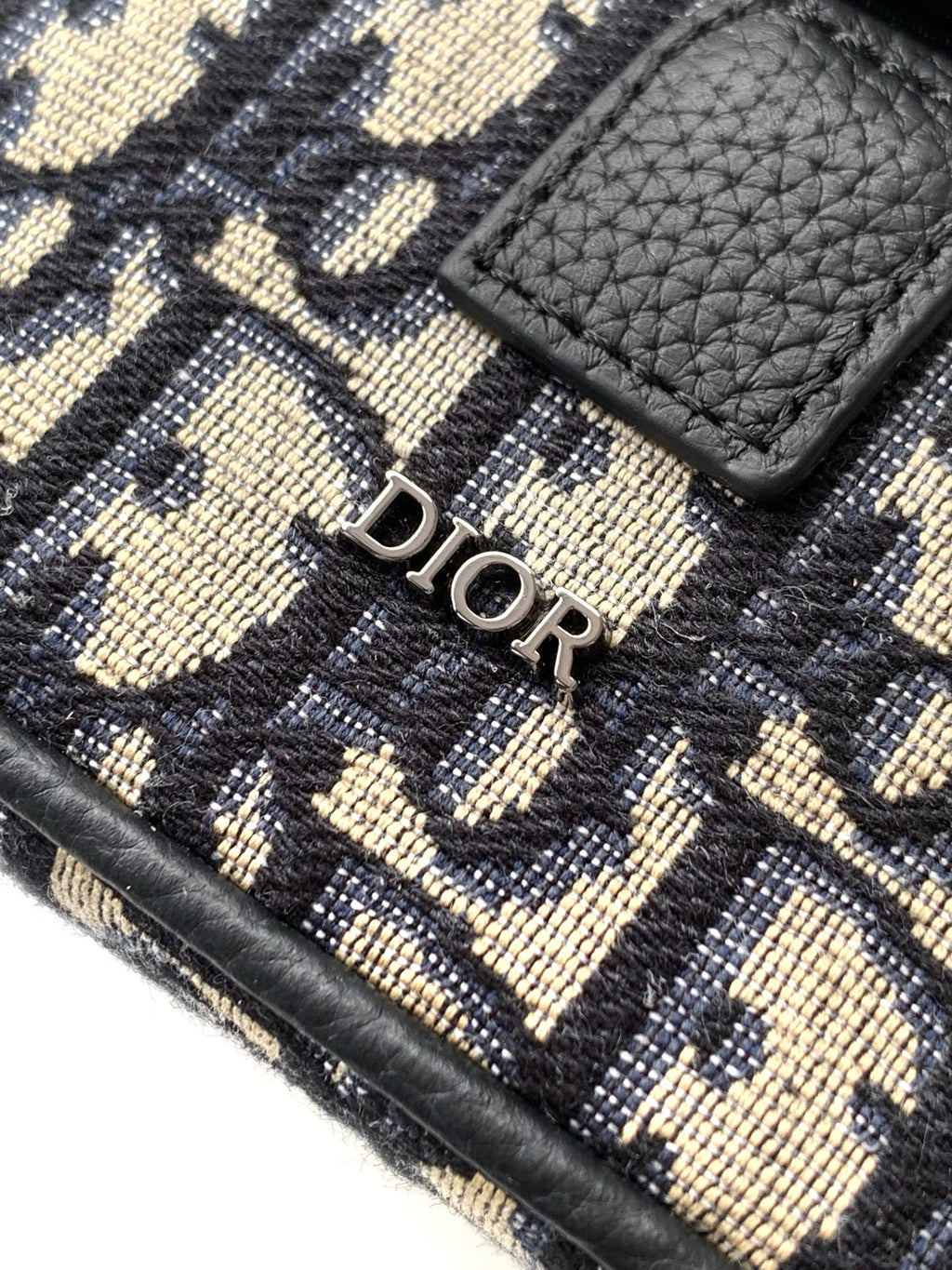Сумка-месенджер Dior Hit The Road з натуральної шкіри — фото 6