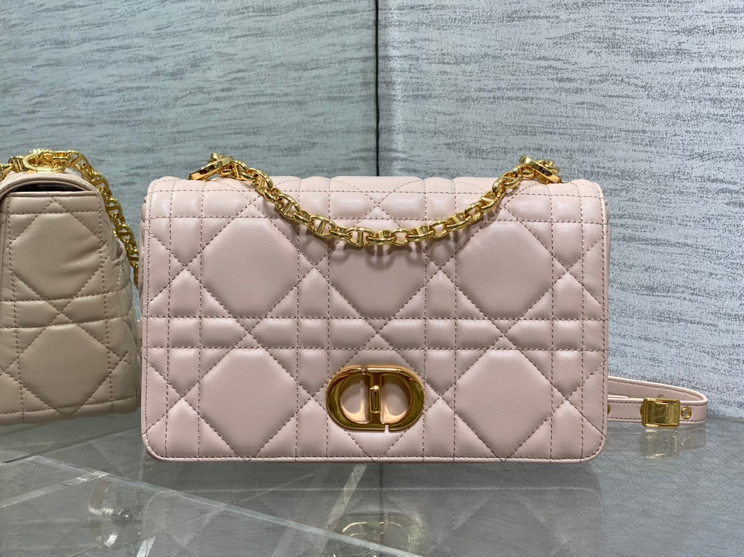 Середня сумка Dior Caro з натуральної шкіри — фото 1
