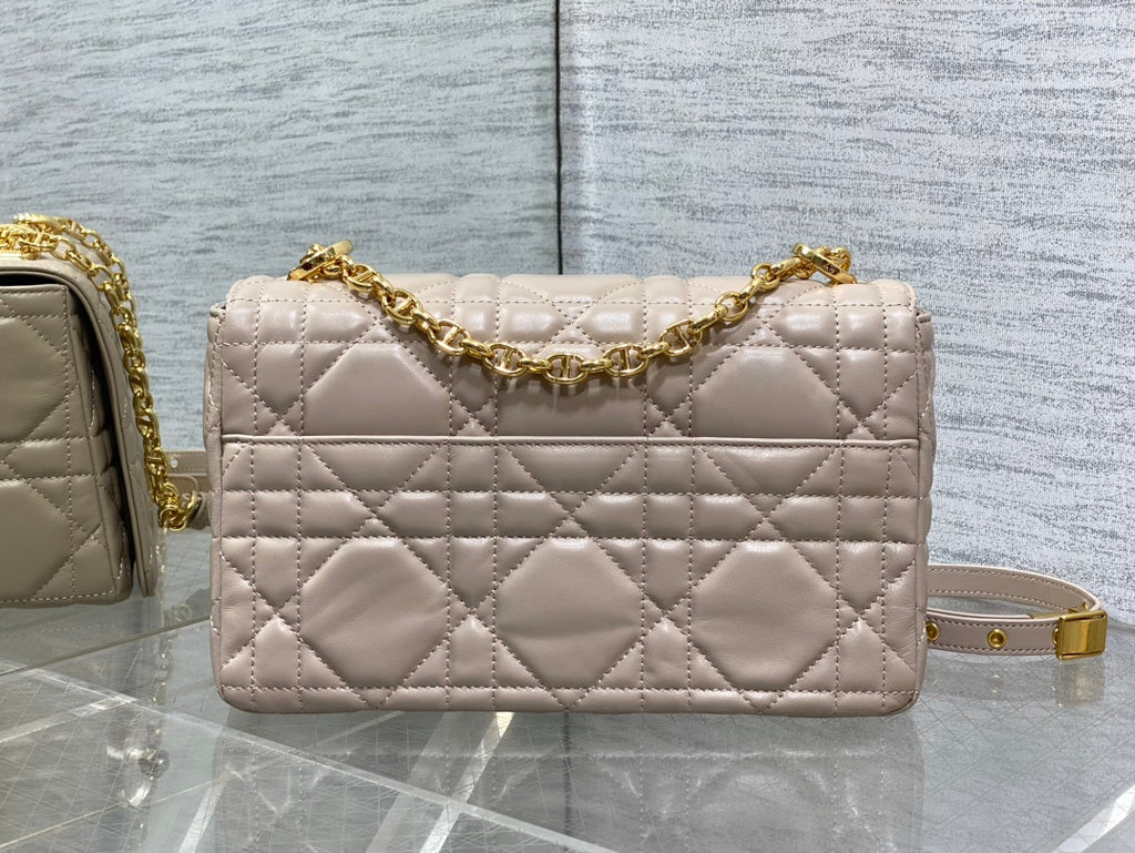 Середня сумка Dior Caro з натуральної шкіри — фото 4