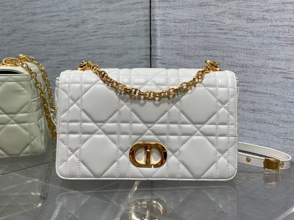 Середня сумка Dior Caro з натуральної шкіри — фото 1