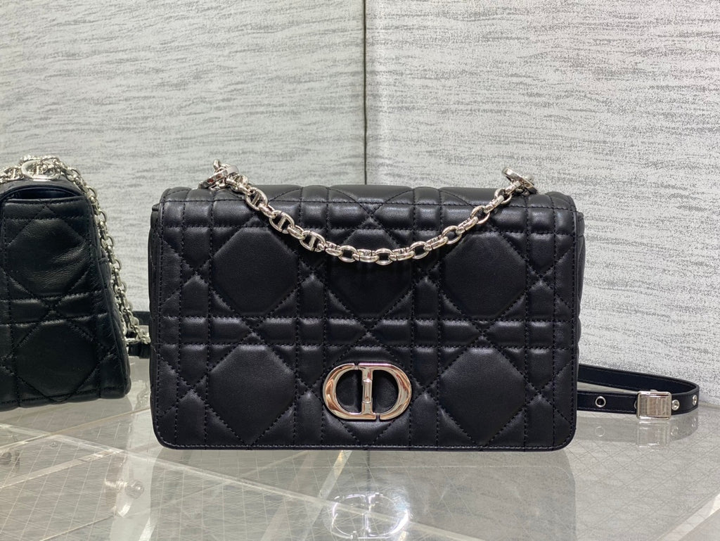 Середня сумка Dior Caro з натуральної шкіри — фото 1