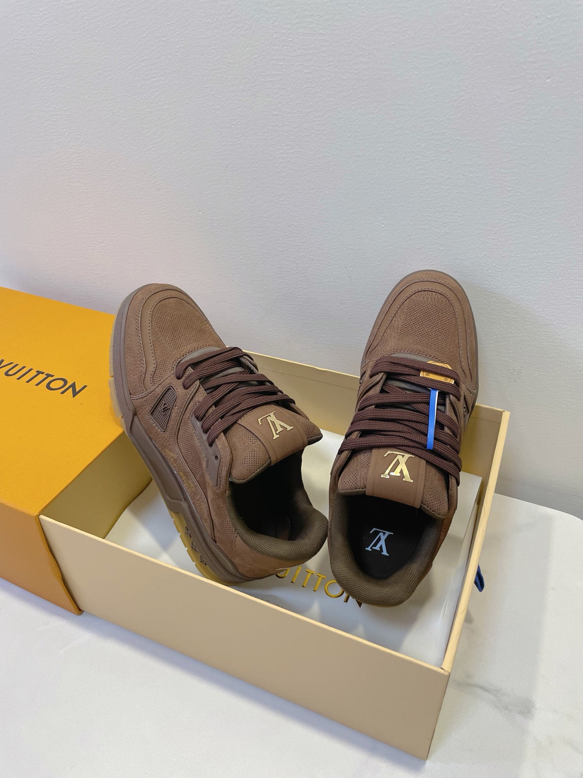 Кросівки Louis Vuitton