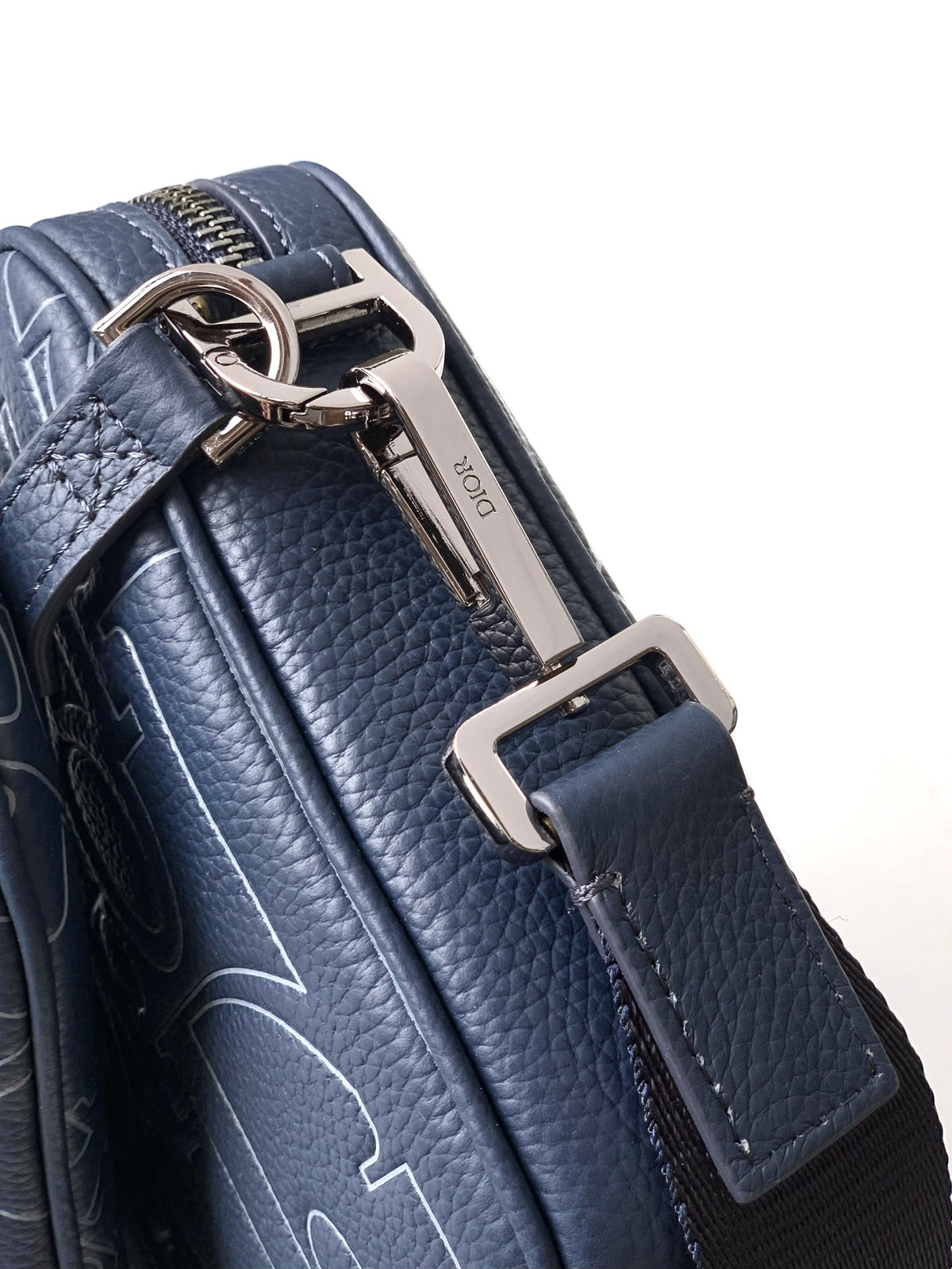 Сумка-трансформер Dior Saddle із тисненої натуральної шкіри — фото 7