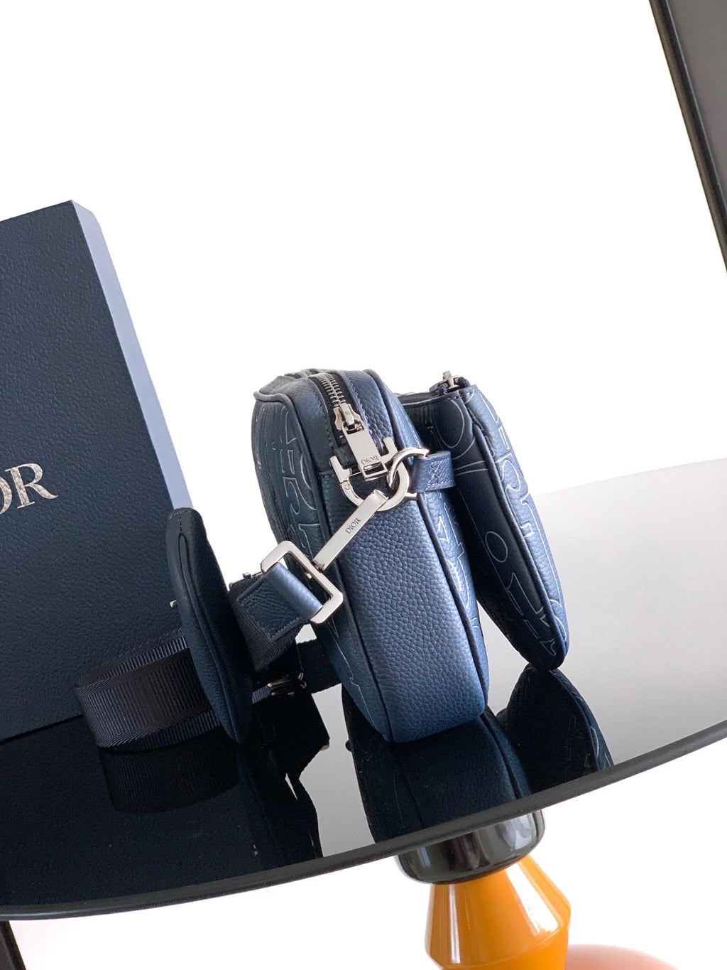 Сумка-трансформер Dior Saddle із тисненої натуральної шкіри — фото 2